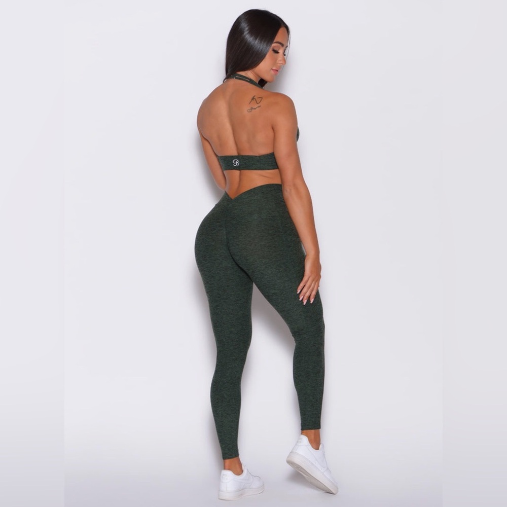 Bombshell Sportswear V Back Leggings in Hunter Green